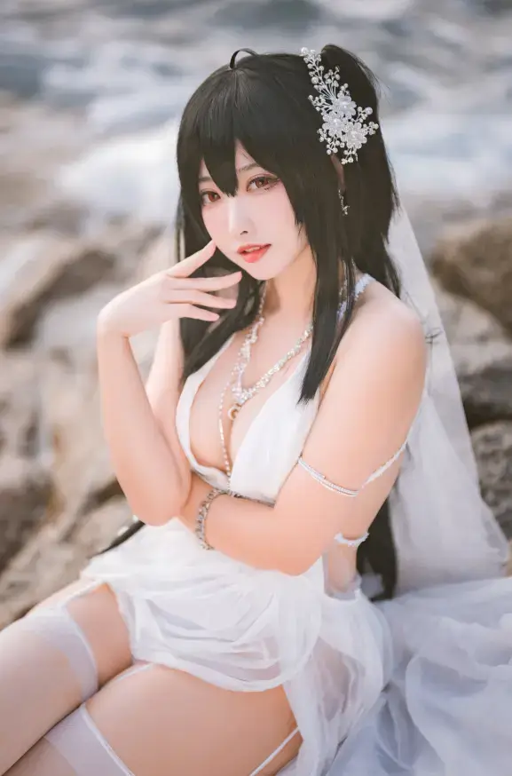 宮本桜 – 碧蓝航线 大凤花嫁 [32P-373MB]