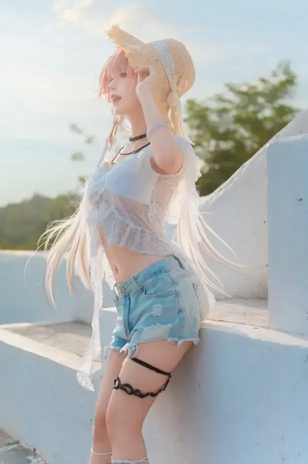 Shika小鹿鹿 – 鸣潮长离 海 [22P-164MB]