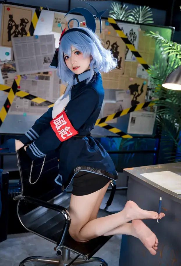 九柒喵 – 蔚蓝档案 天雨亚子